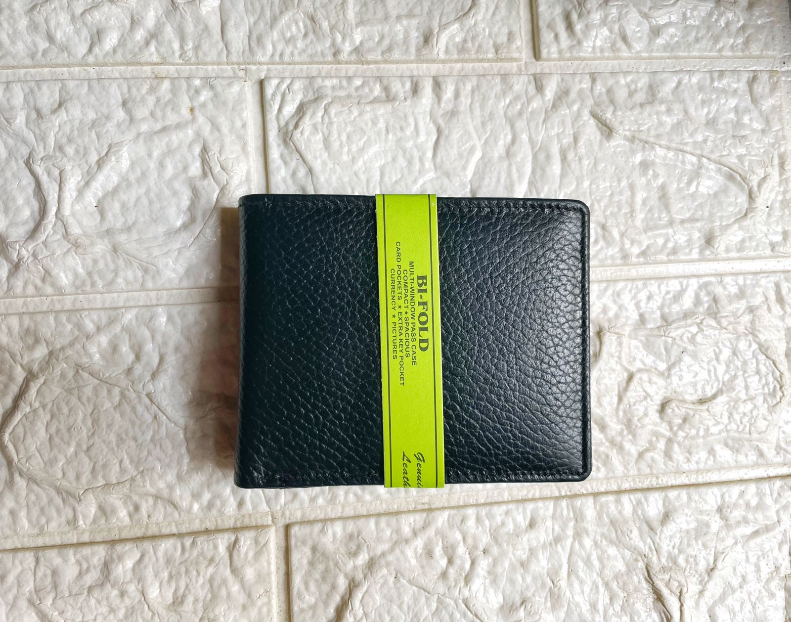 Zaz&Co - Men's Bifold Wallet Soft Genuine Leather